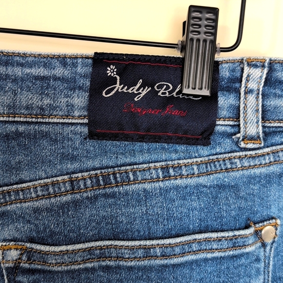 Judy Blue High Waist Star Embroidered Cut Off Jean Shorts Size Large - Picture 6 of 7